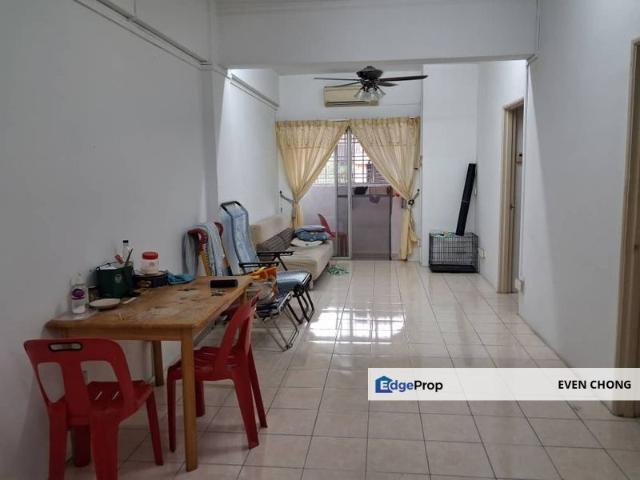 Flat for sale in Petaling, Subang Jaya