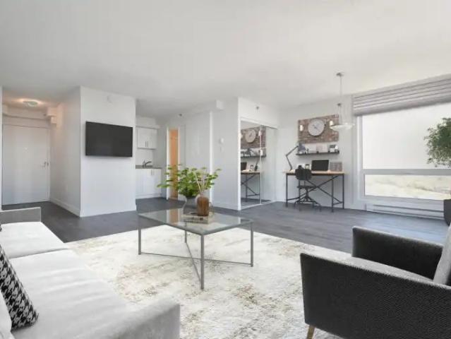 Apartment for rent in Cote-saint-luc, Quebec