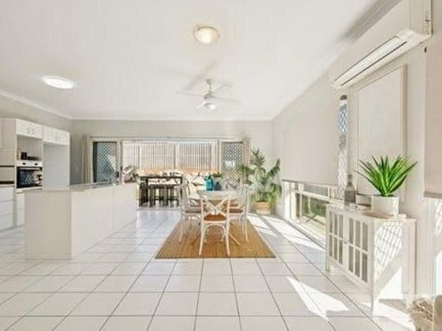 Room for rent in Toombul, Queensland