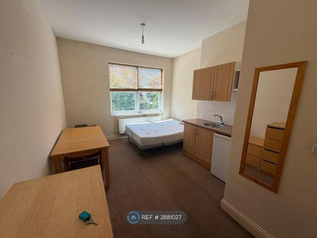 Studio for rent in Church End, Greater London