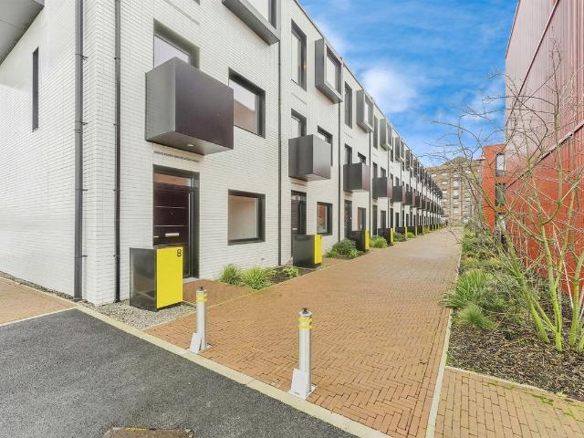 Apartment for rent in Birkenhead, Wirral