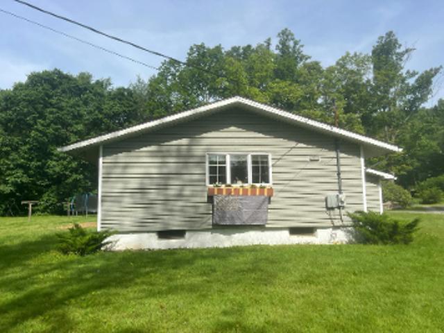 House for sale in Rector, Pennsylvania