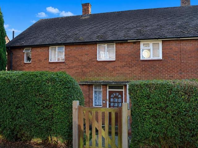 Apartment for rent in Harold Wood, Greater London