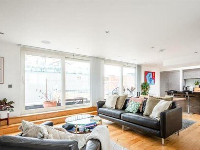 House for sale in City of London, Greater London