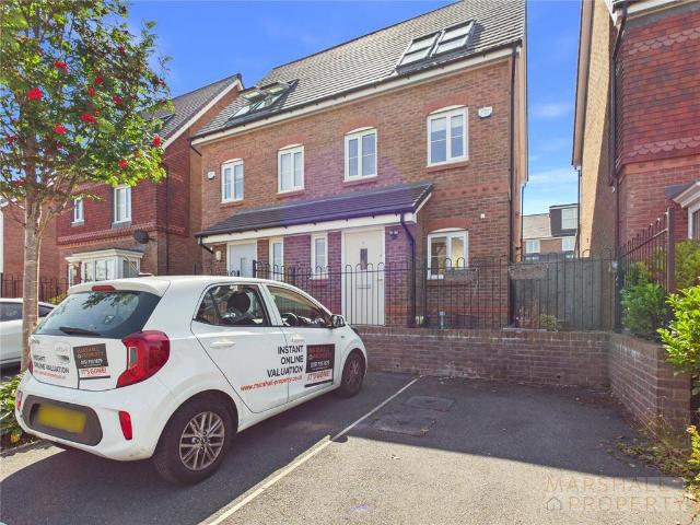 House for rent in Calderstones