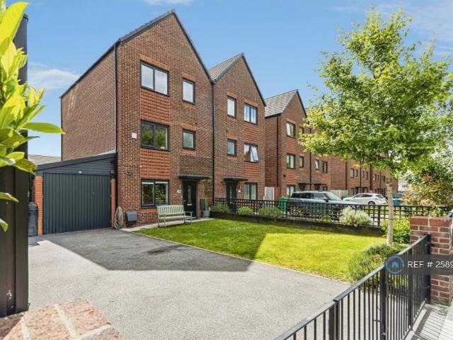 House for rent in Georgia, Greater Manchester