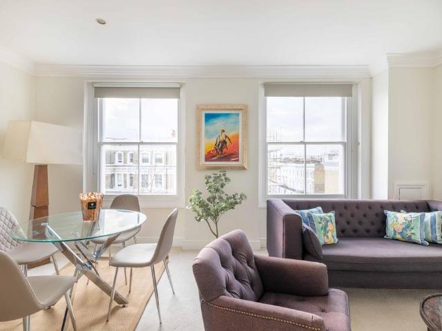 House for rent in Brompton, Greater London
