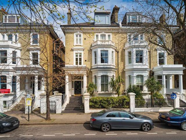 Apartment for rent in The Boltons, Greater London