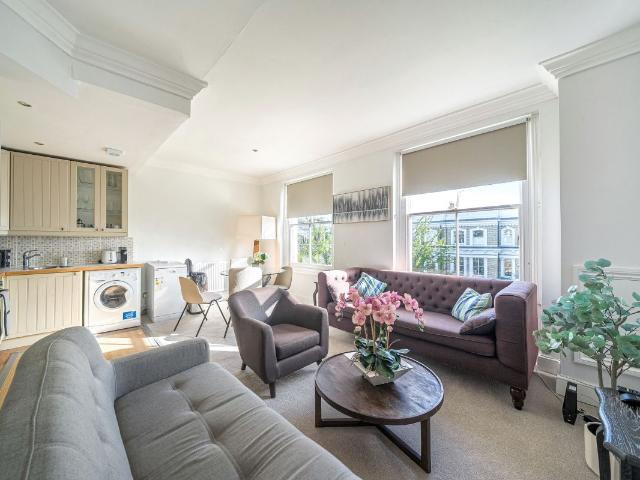Apartment for rent in Brompton, Greater London