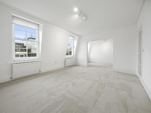 Apartment for rent in Earl's Court, Greater London
