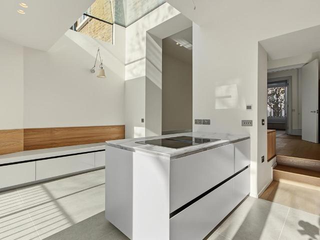 Apartment for rent in The Boltons, Greater London