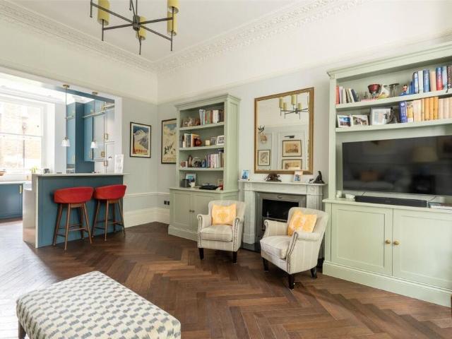 Apartment for rent in South Kensington, Greater London