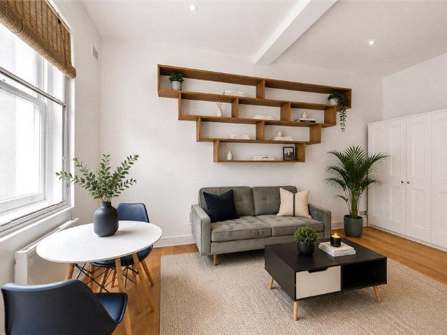 House for rent in Earl's Court, Greater London