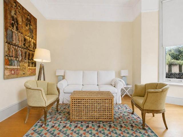 Apartment for rent in Earl's Court, Greater London