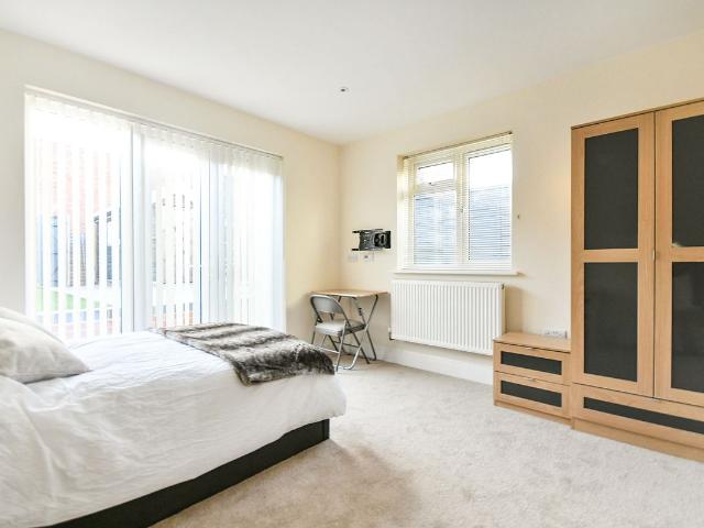 Room for rent in Churchward, Rodbourne
