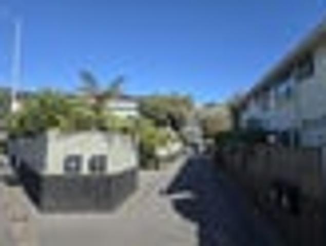 Apartment for rent in Chaslands, Canterbury