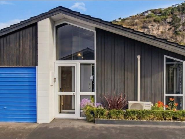 House for rent in Chaslands, Canterbury