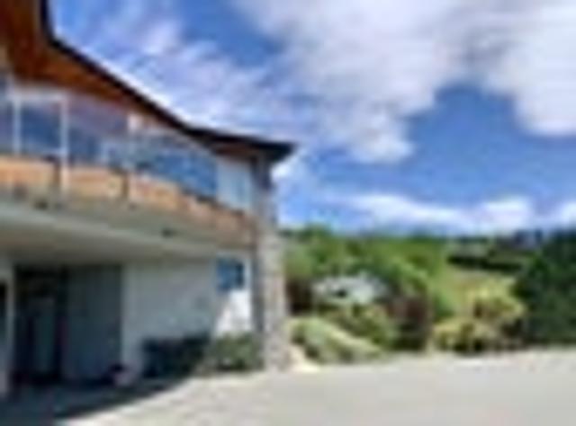 House for rent in Chaslands, Canterbury
