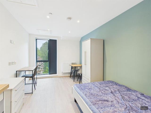 Apartment for rent in Old Market, Bristol