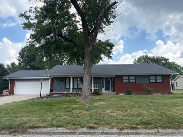 House for sale in Jersey, Illinois