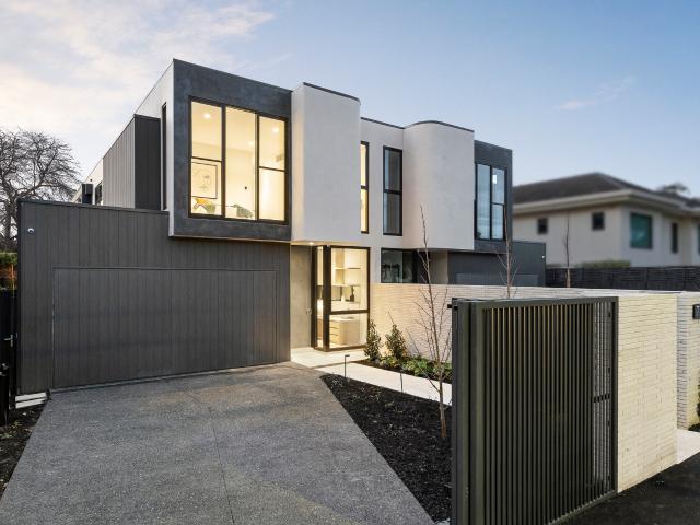 House for sale in Brighton