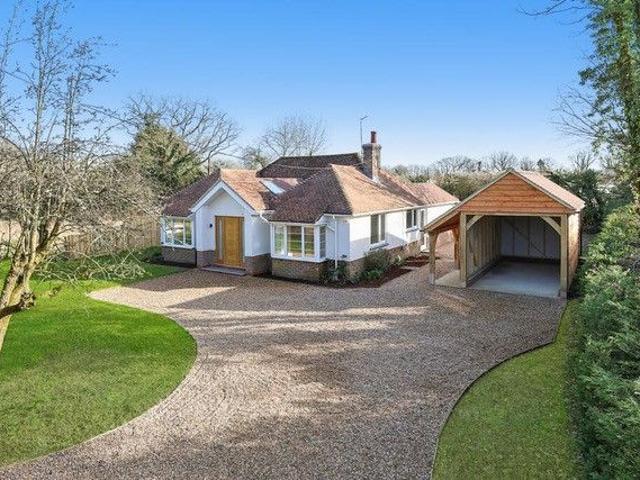 House for rent in Burstow, Hillview