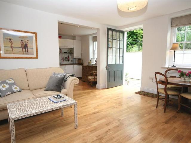 Apartment for rent in Golden Valley, Gloucestershire