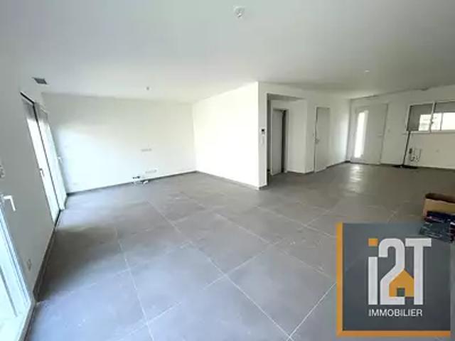 Maison vente à Nîmes, Redessan