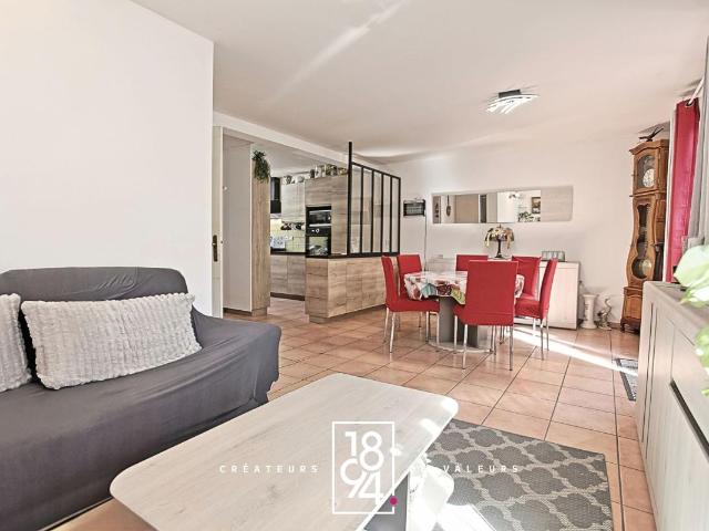 Maison vente à Nîmes, Redessan