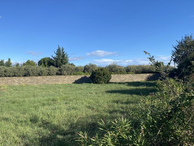 Terrain vente à Nîmes, Redessan
