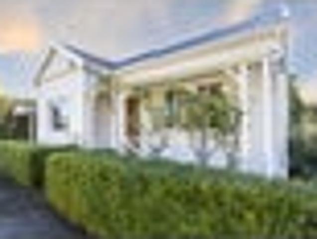 House for sale in Saint Albans, Canterbury
