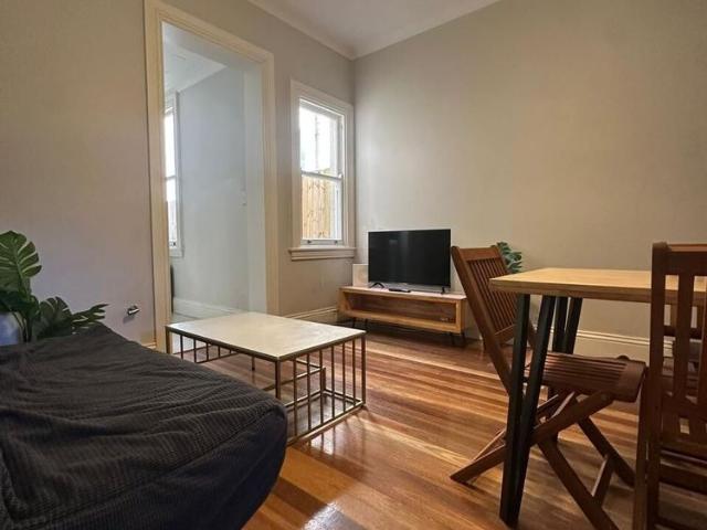 Room for rent in Redfern, Sydney