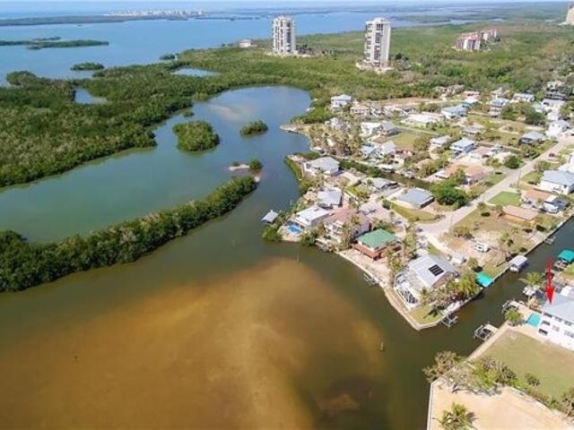 House for sale in Bonita Springs
