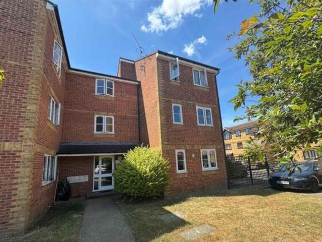 House for sale in London Borough of Hounslow, Greater London