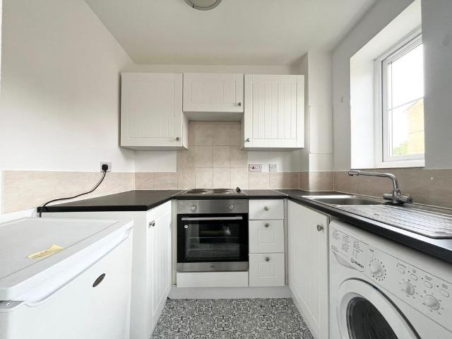 House for rent in London Borough of Hounslow, Greater London