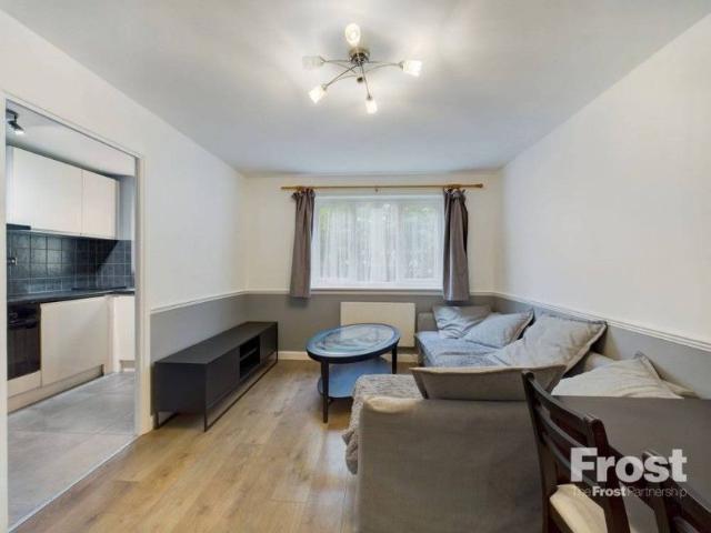 House for rent in Lower Feltham, Greater London