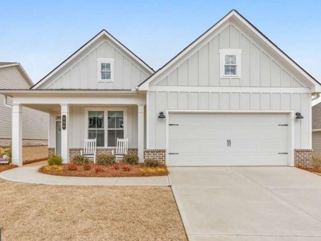 House for sale in Canton