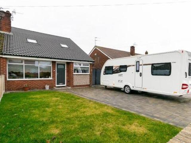 House for sale in Roby Mill, Lancashire