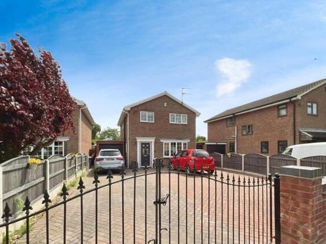 House for sale in Barnby Dun with Kirk Sandall, Kirk Sandall