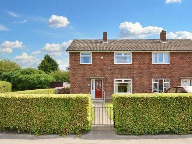 House for sale in Churwell, West Yorkshire