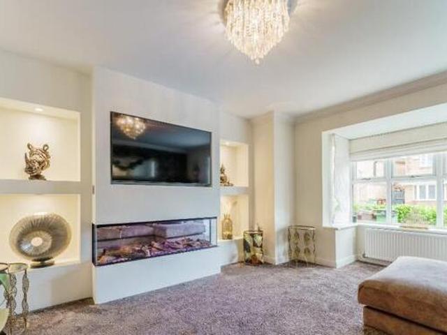 House for sale in Glasshoughton, Castleford
