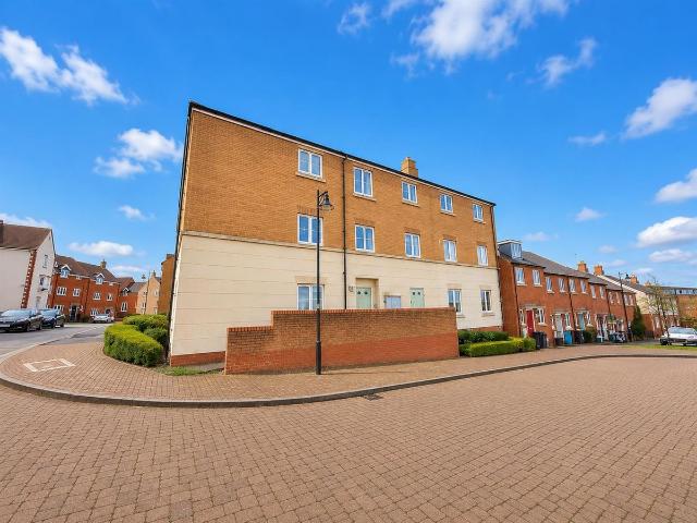House for rent in Redhouse, Abbey Mead
