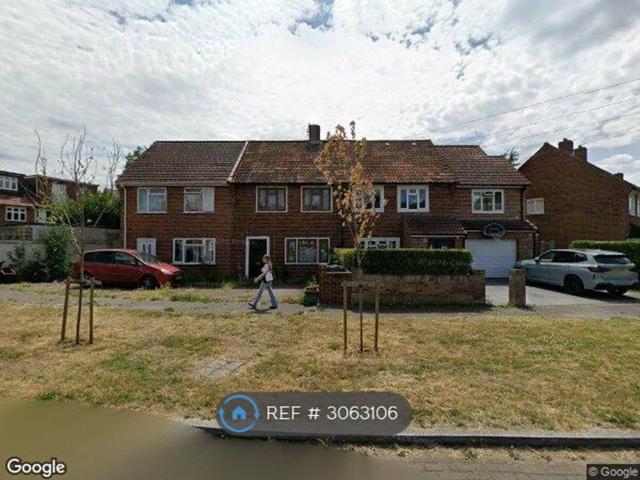 House for rent in London Borough of Hounslow, Greater London