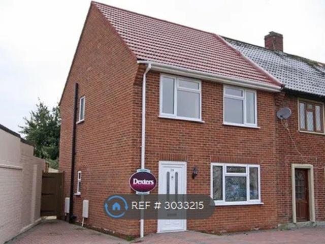 House for rent in London Borough of Hounslow, Greater London