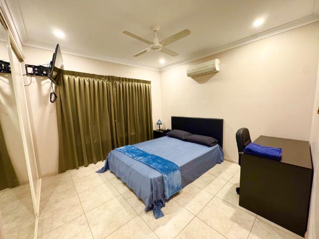 Room for rent in Redlynch, Cairns Regional