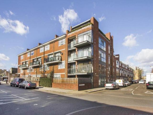 Apartment for rent in London Borough of Tower Hamlets, Greater London