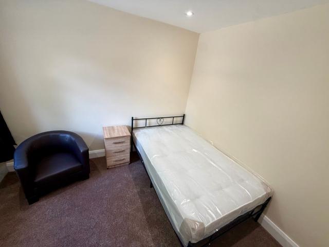 House for rent in Georgia, Greater Manchester