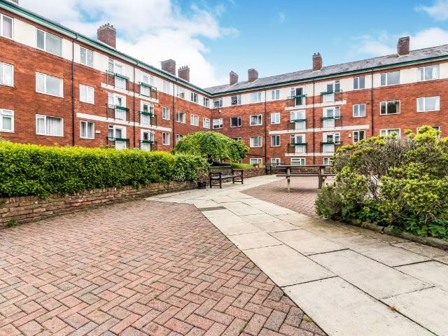 Apartment for rent in Weaste, Salford