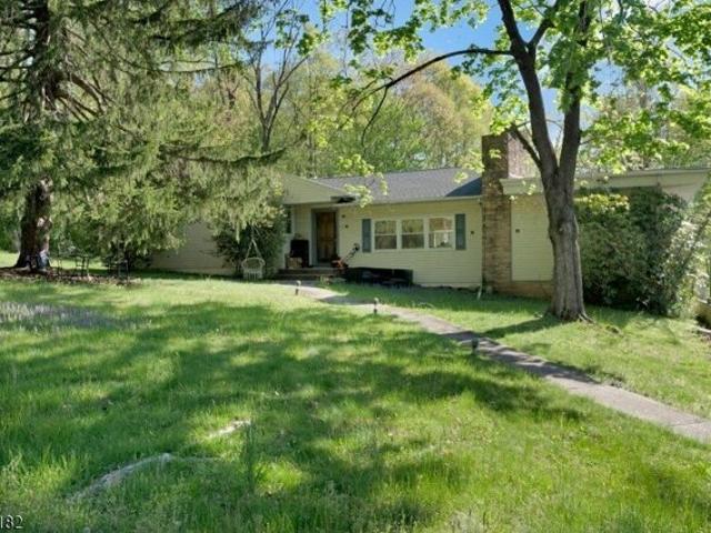 House for sale in Watchung, New Jersey