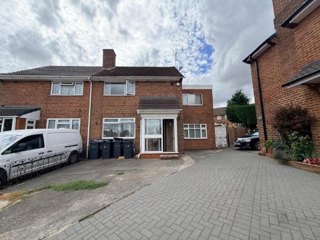 House for rent in Rednal, West Midlands